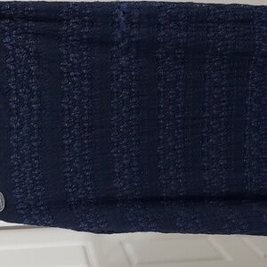 Dark blue lace skirt with lining